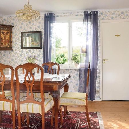 Amazing Home In Ullared With 2 Bedrooms And Wifi Екстериор снимка